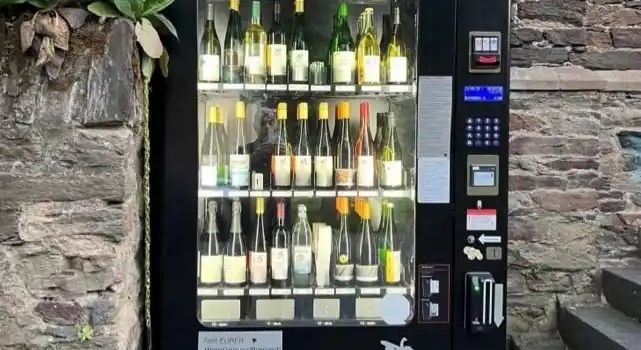WEINAUTOMAT Emil Dauns