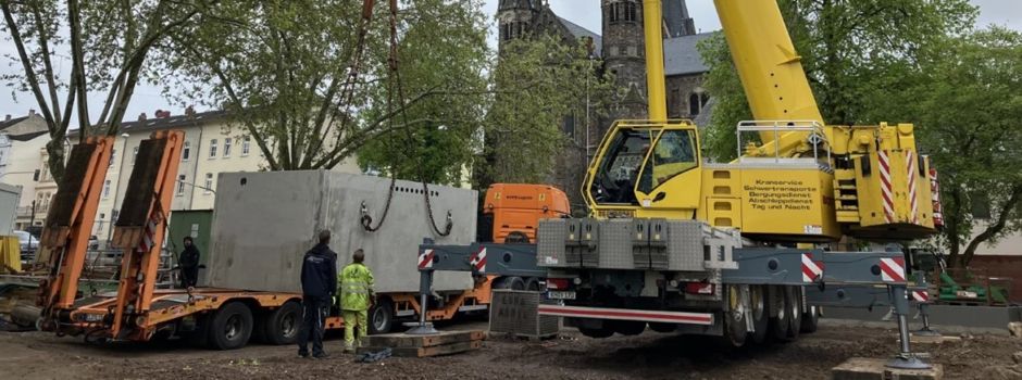 Venarey-les-Laumes-Platz in Bingen: Tonnenschweres Bauteil eingesetzt