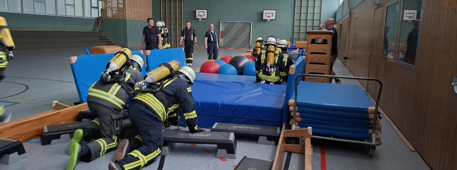 Atemschutzgeräteträger in Turnschuhen