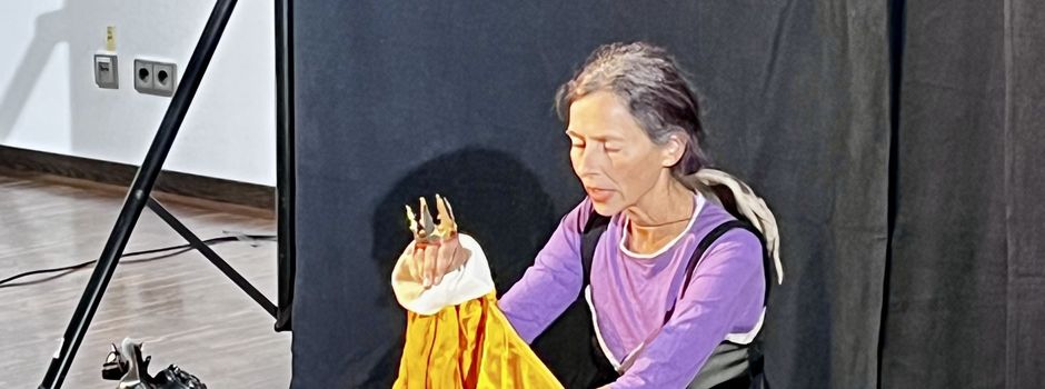 „Es lebe der König!“ – Theater Orange begeistert die Erstklässler