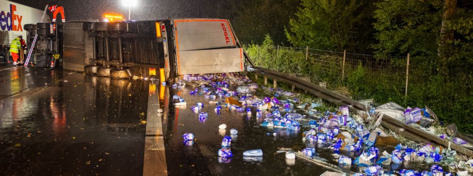 Gekippter Lkw auf A3 bei Wiesbaden: Verkehrsbehinderungen bis zum Abend
