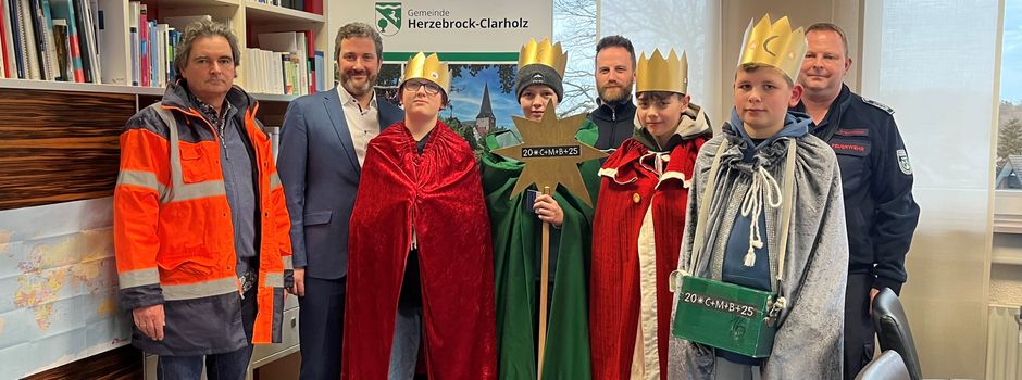 Sternsinger überbringen Segen: Besuch im Rathaus der Gemeinde Herzebrock-Clarholz