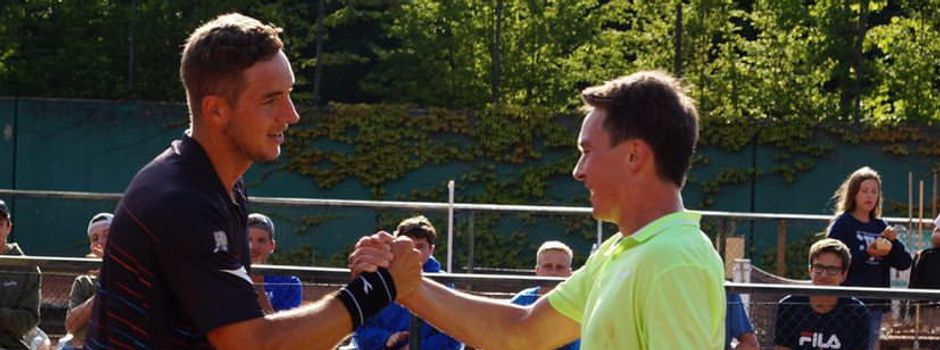 Tennisprofi Jan-Lennard Struff beim TC Herzebrock zu Gast