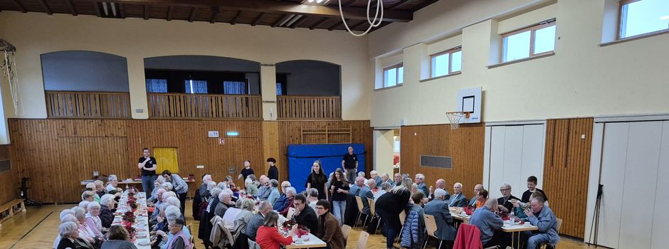 Weihnachtsfeier für ältere Mitbürgerinnen und Mitbürger in Schopp