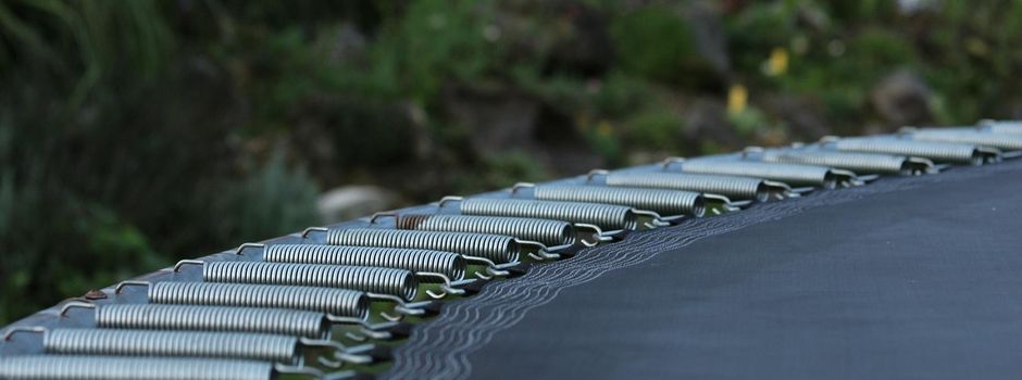 Trampolingottesdienst für Frauen