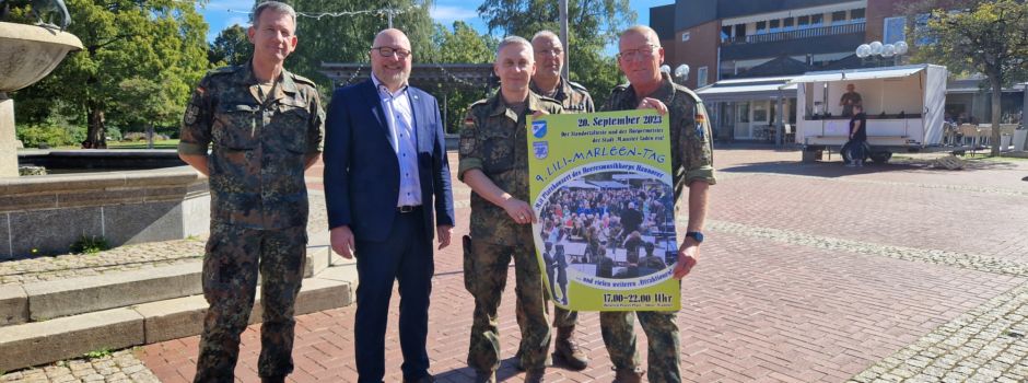 Hubschrauber landet mitten in Munster