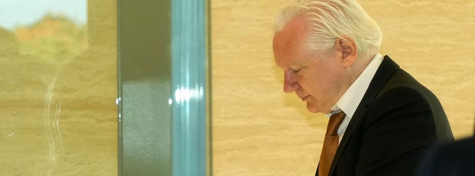 Julian Assange bekennt sich schuldig vor US-Gericht