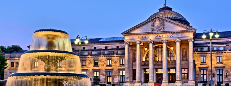 U.S. Army gibt Holiday-Konzert im Wiesbadener Kurhaus