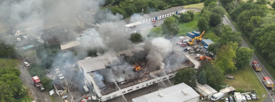 Neue Erkenntnisse nach Großbrand einer Gewerbehalle in Neuwied-Gladbach