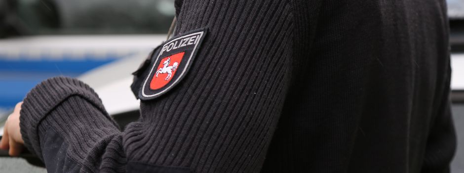 Zeugin nach Unfallflucht gesucht