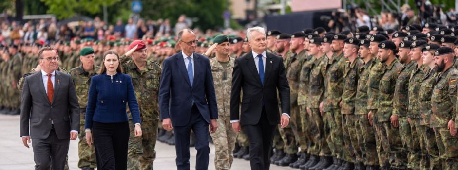 Merz: Jeden Zentimeter des Nato-Territoriums verteidigen