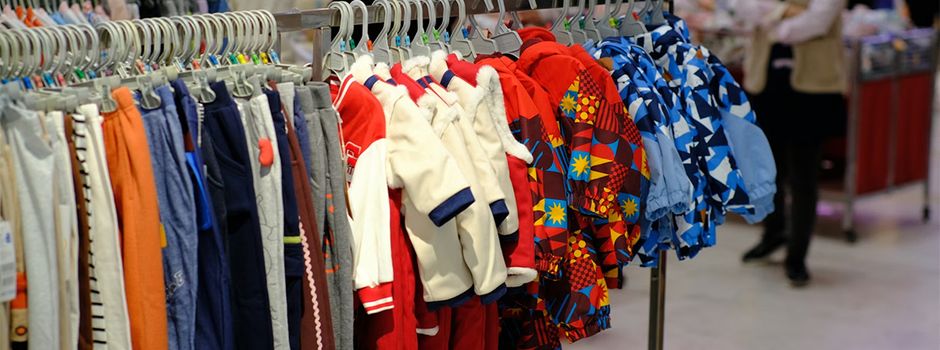 Stöberspaß in Selzen: Großer Kindersachenbasar in der Turnhalle