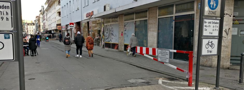 Bessere Zufahrtssperre in die Wellritzstraßen-Fußgängerzone gefordert