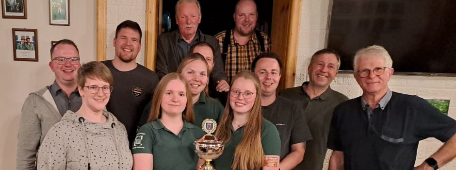 „Dankeschön-Abend“ und Pokal