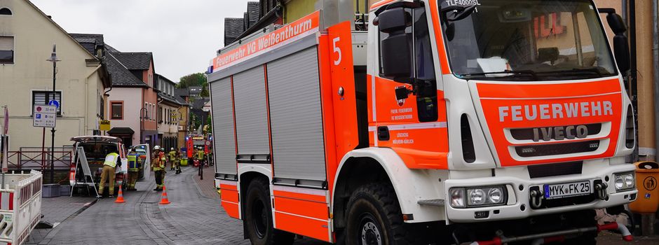 Gas-Alarm in Mülheim-Kärlich: Bagger reißt Hauptleitung auf