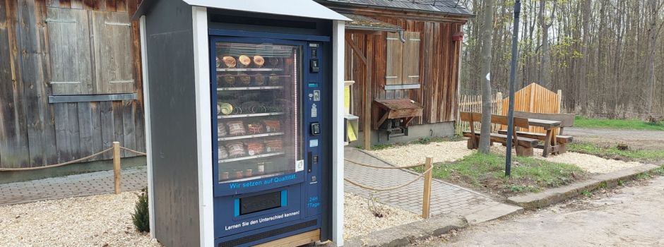 Premiere: Erster Wurst-Automat im Lennebergwald bei Mainz