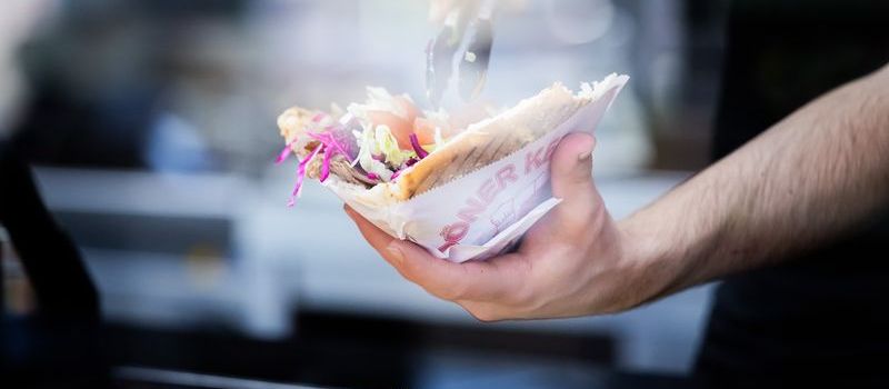 92 & erster Döner – Nonne aus Koblenz wird zum Internetstar
