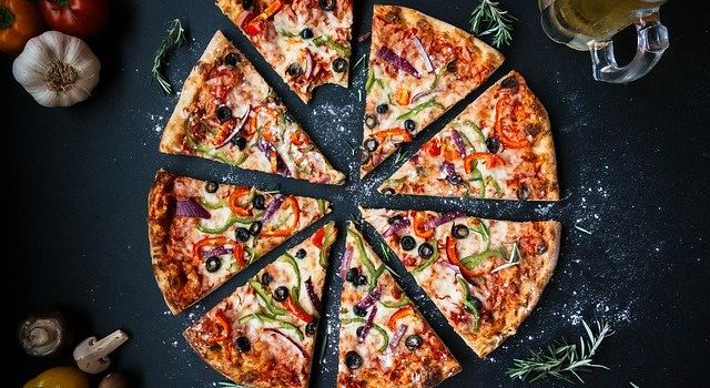 Schlemmen in der Happy Hour: Nie wieder Food-Specials verpassen
