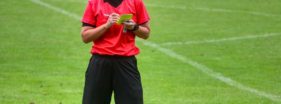 Bei Koblenz: Kreisliga-Spiel nach Kopfstoß gegen Schiedsrichter abgebrochen