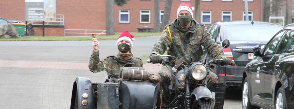 Weihnachtsmützen statt Barette