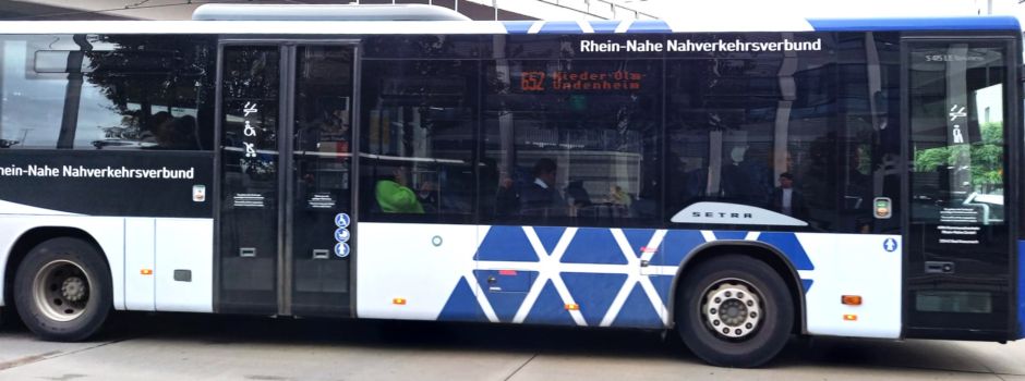 Aggressiver Fahrgast rastet in Mainzer Bus aus