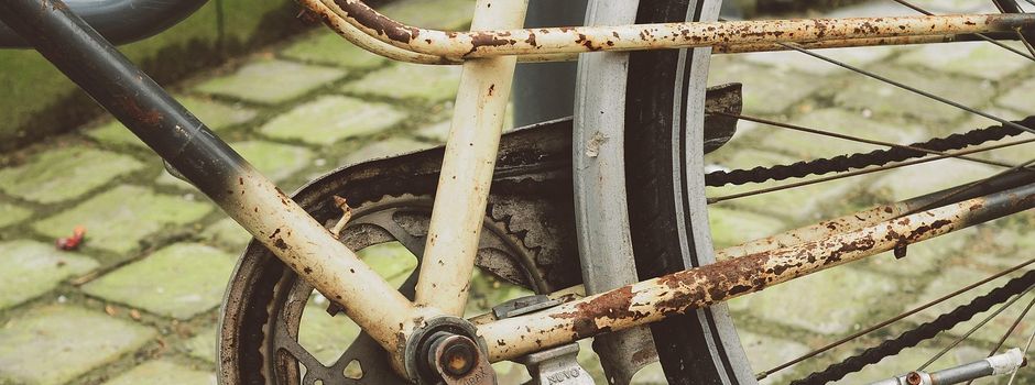 Stadt entsorgt „Schrotträder“ in Wiesbaden