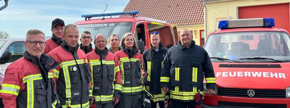 Waldbrand auf Saalfelder Höhe - die Feuerwehr der Landgemeinde unterstützt Löscharbeiten