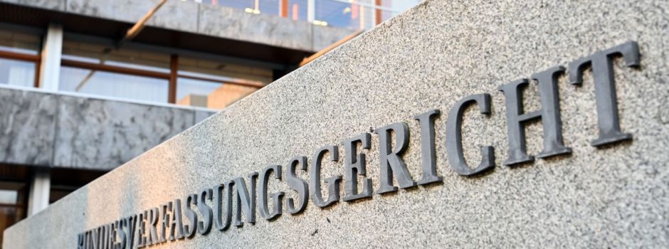 Eilanträge gegen Sondersitzungen scheitern in Karlsruhe