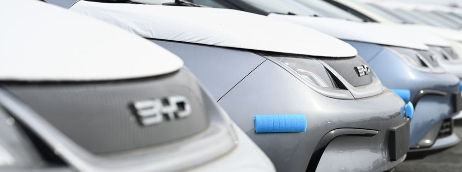 EU führt endgültig Extrazölle auf Elektroautos aus China ein