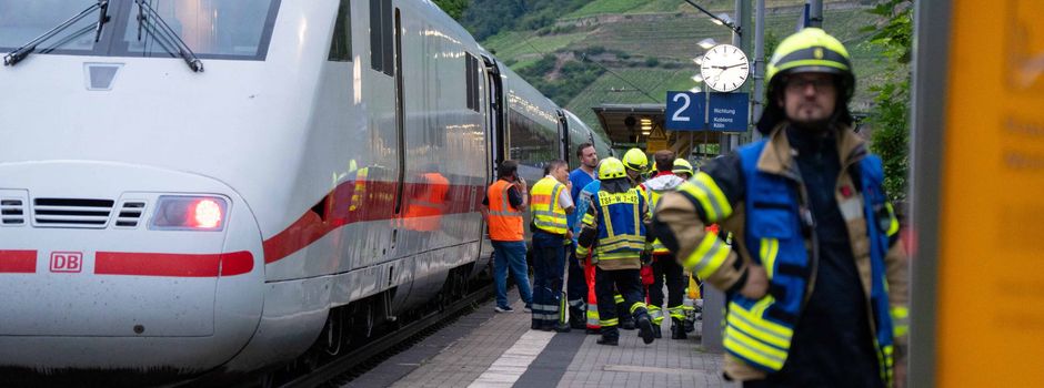 ICE zwischen Mainz und Köln evakuiert: Zugbegleiter bricht zusammen