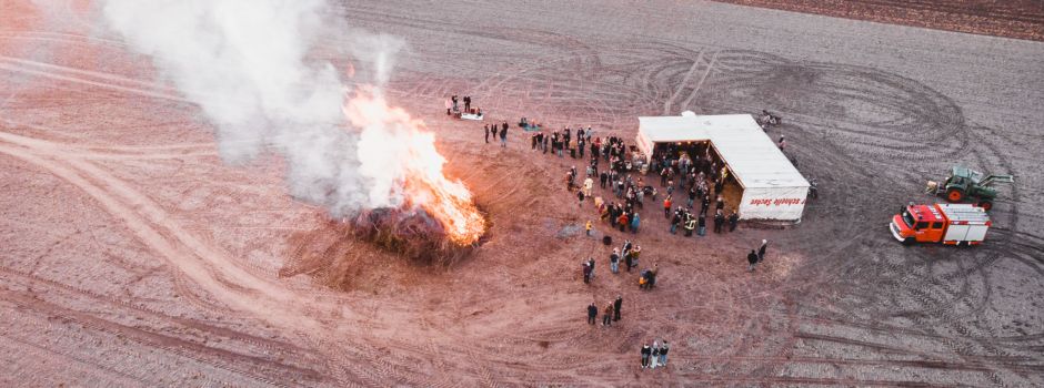 Osterfeuer in Welle und Kampen 🔥🐰
