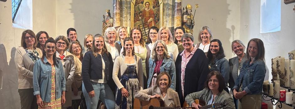 Stimmungsvolle Maiandacht in der St. Laurentius Kirche in Neukirchen 