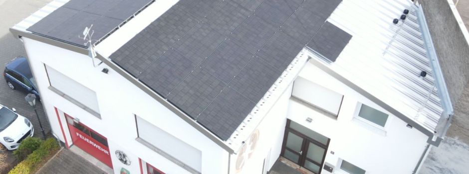 Neues Dach auf Gemeindehaus fertiggestellt