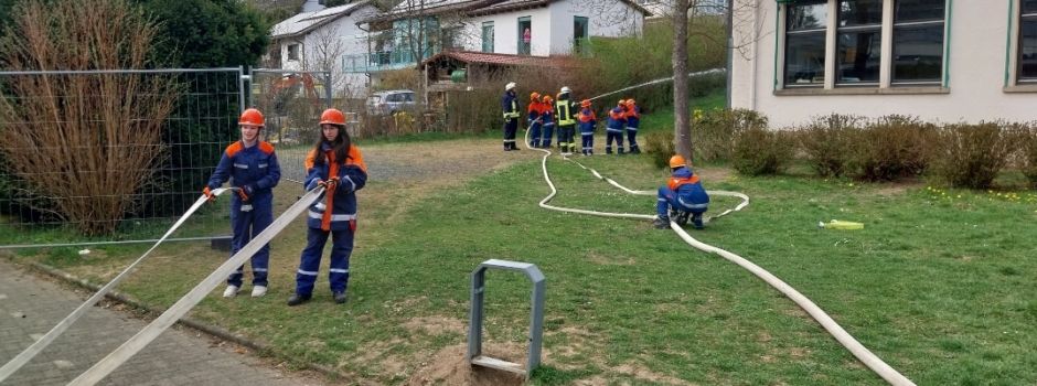 Teamgeist, Tatendrang und Techniktalent: Jugendfeuerwehr zeigt ihr Können