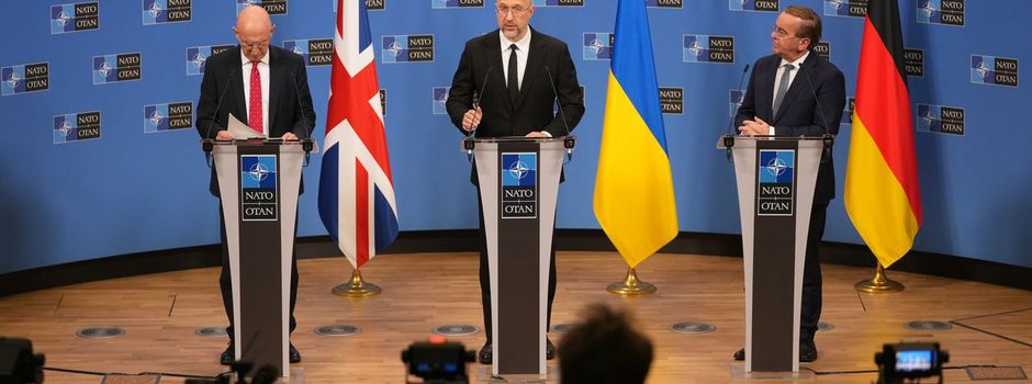 Vor Treffen mit Trump: Selenskyj erhält neue Rüstungszusagen