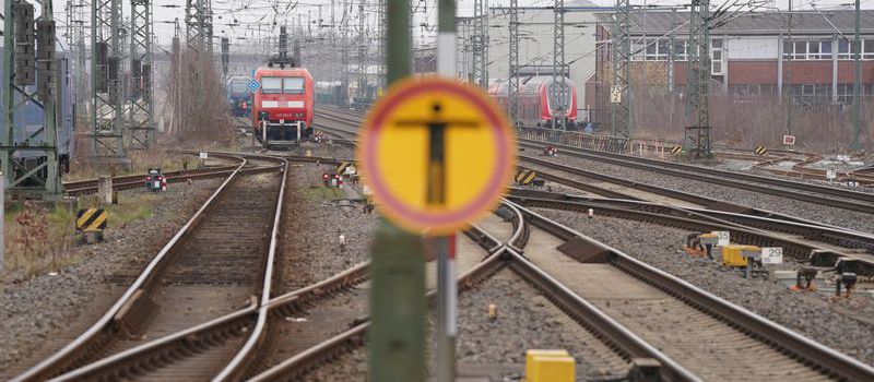 Zugverkehr zwischen Koblenz und Köln läuft langsam wieder an