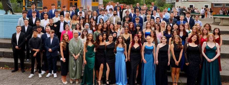 Gesamtschule Niederkassel: Feierliche Zeugnissübergabe für 108 Schüler*innen