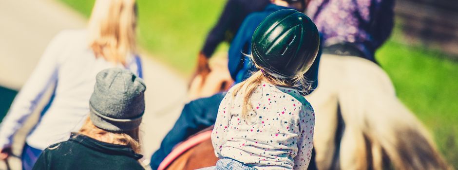 Osterferienbetreuung: Reiterhof-Angebot für Kinder von 7 bis 14 Jahren