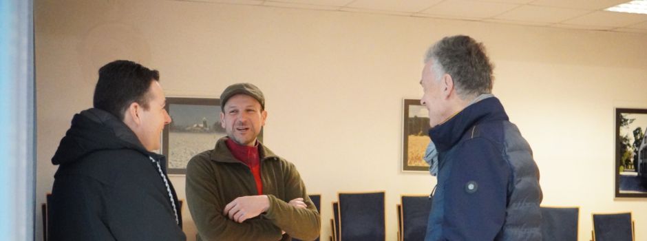 Geisbachhalle Fremersdorf - Neugestaltung des Vorrraums für Veranstaltungen