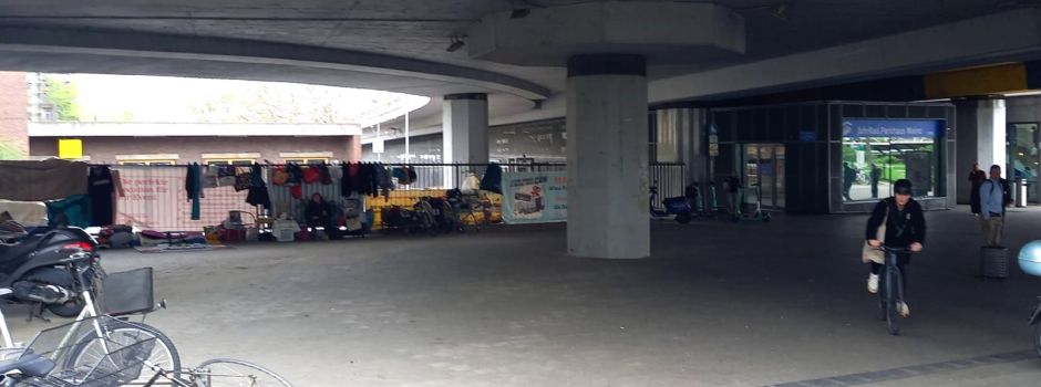 Obdachlose vom Mainzer Hauptbahnhof West: Stadt hat Lager geräumt
