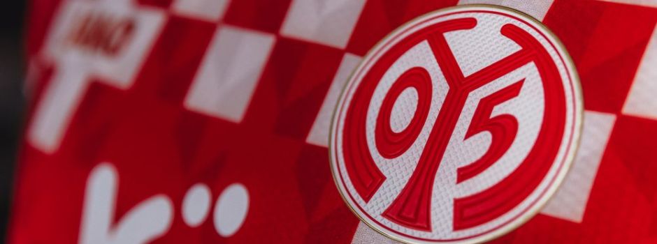 Gastautor Christoph Kessel über den Sinn und Unsinn der Trikotflut im Fußball