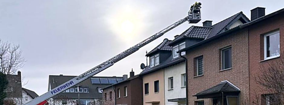 Lülsdorf: Feuerwehr muss Kaminbrand löschen