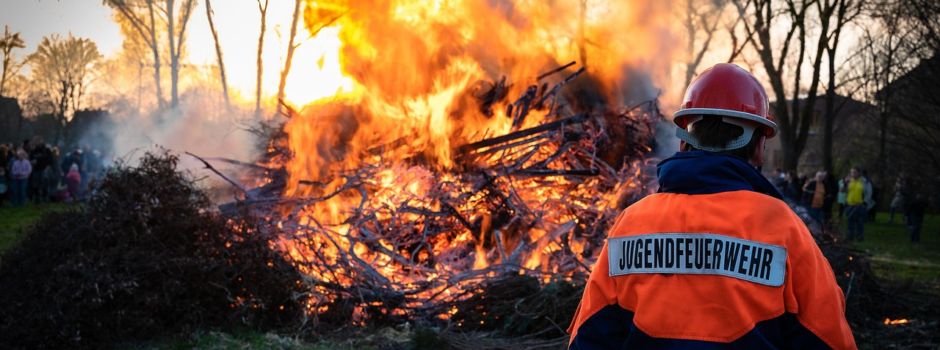 Osterfeuer der Feuerwehr
