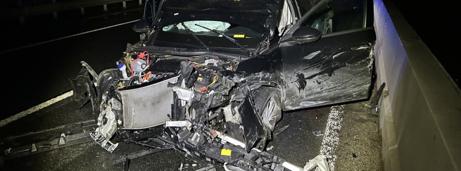 Zwei Schwerverletzte bei Unfall auf Schiersteiner Brücke