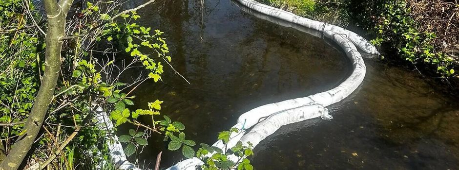 LKW-Tank aufgeschlitzt: Flüsse im Kreis Mayen-Koblenz verseucht