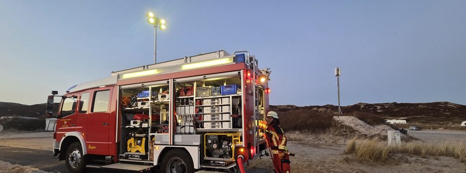 Feuerwehr Hörnum übt Einsatz am Campingplatz