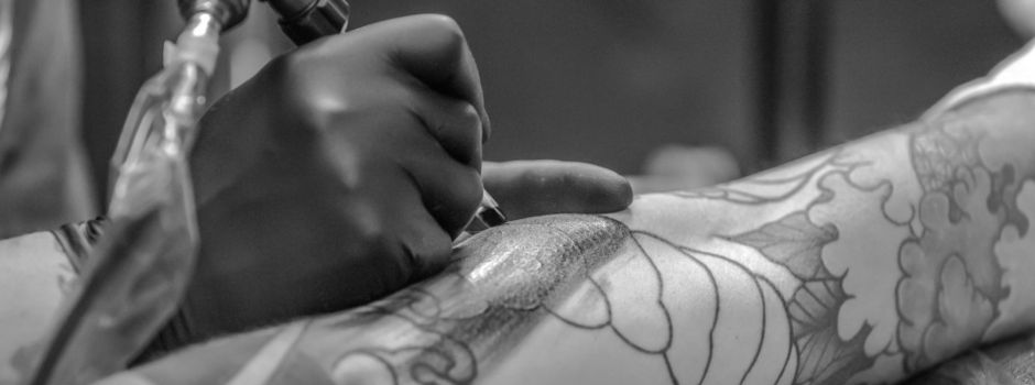 Wie schädlich sind Tattoofarben wirklich?
