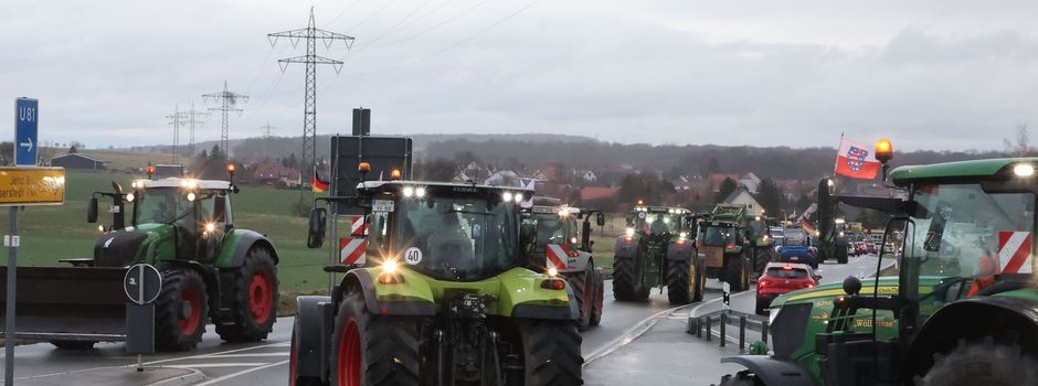 Bauern hindern Minister Habeck am Verlassen einer Fähre
