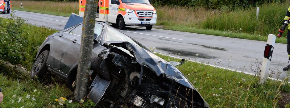 Drei Verletzte bei schwerem Unfall auf der Möhler Straße