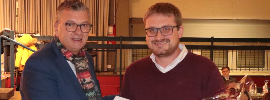 Wechsel im Stadtrat: Gereon Busch legt sein Mandat nieder - Barbara Lülsdorf wird neues Ratsmitglied